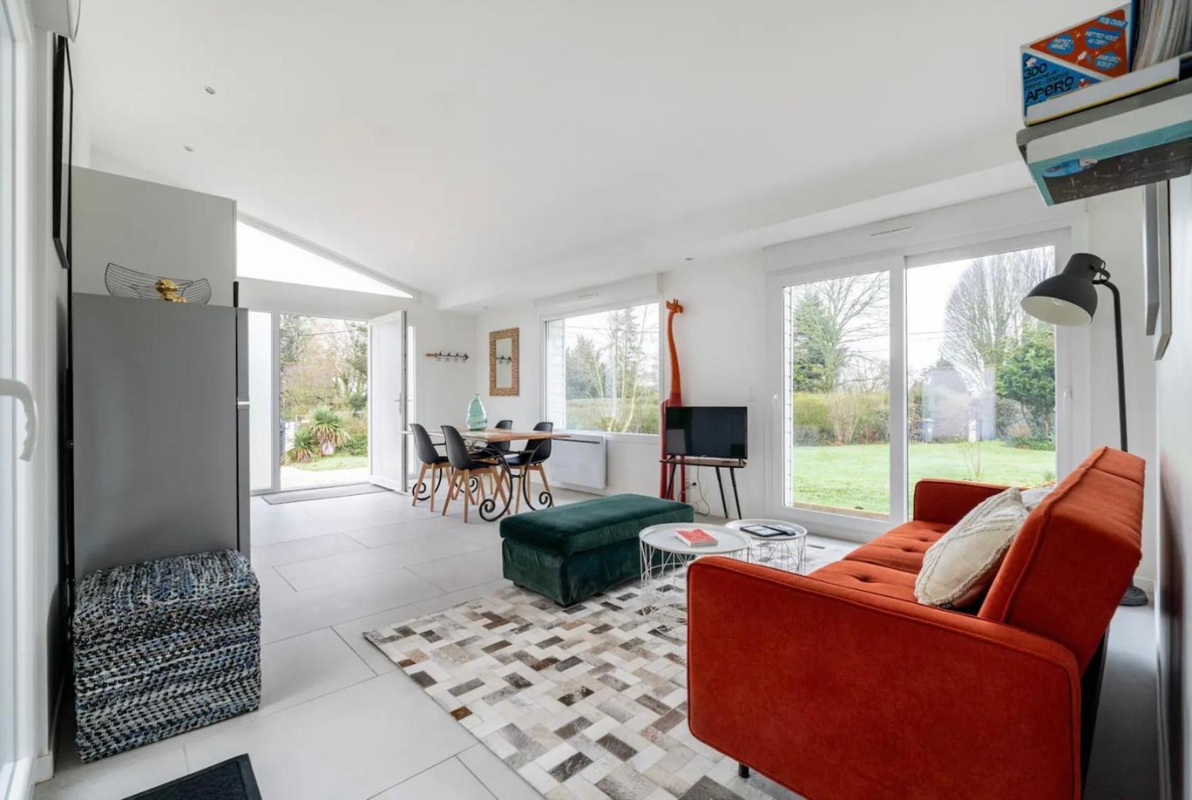 Villa Entouree De Verdure Avec Parking Prive Halluin Exteriör bild